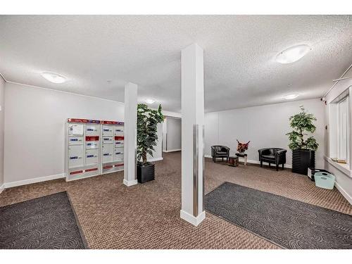 2140-81 Legacy Boulevard Se, Calgary, AB - Indoor