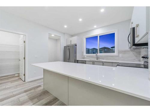 97 Corner Glen Way Ne, Calgary, AB - Indoor Photo Showing Kitchen With Upgraded Kitchen