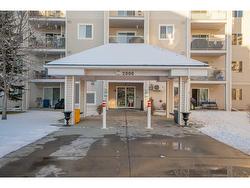 2217-6224 17 Avenue SE Calgary, AB T2A 7X8