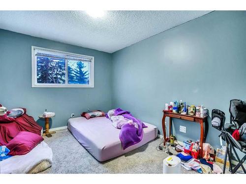 190 Whitefield Drive Ne, Calgary, AB - Indoor Photo Showing Bedroom