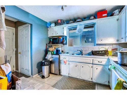 190 Whitefield Drive Ne, Calgary, AB - Indoor Photo Showing Kitchen