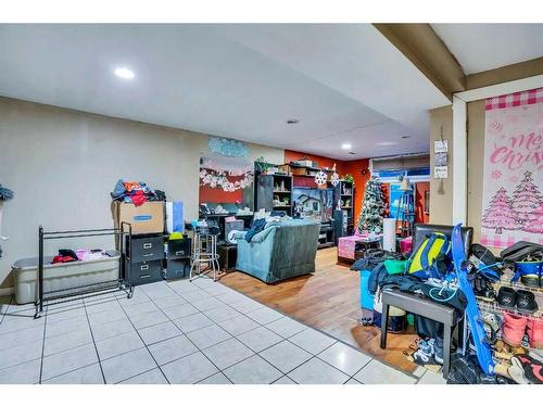 190 Whitefield Drive Ne, Calgary, AB - Indoor Photo Showing Other Room