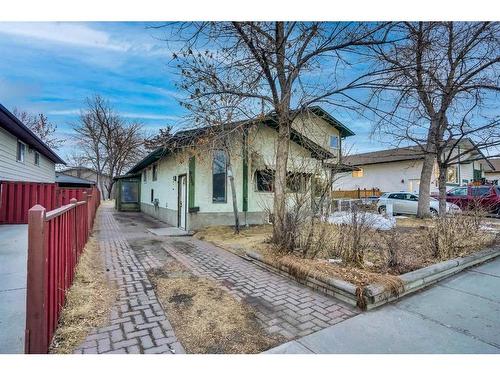 190 Whitefield Drive Ne, Calgary, AB - Outdoor