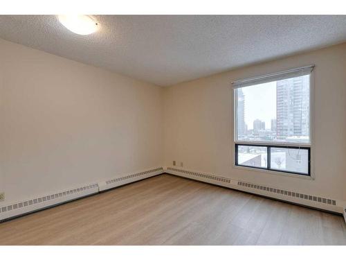 711-924 14 Avenue Sw, Calgary, AB - Indoor Photo Showing Other Room