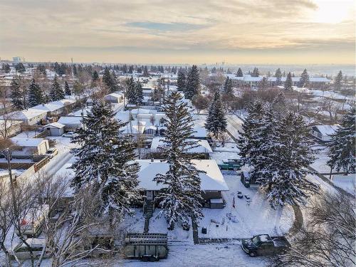 1919 & 1923 9A Avenue Ne, Calgary, AB - Outdoor With View