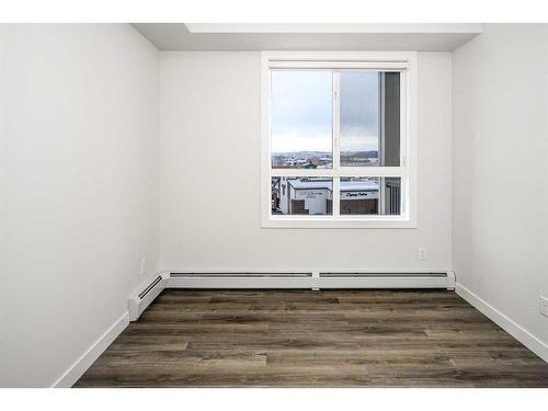 421-40 Walgrove Se, Calgary, AB - Indoor Photo Showing Other Room