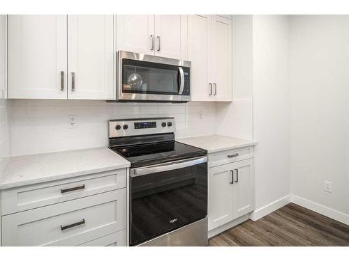 421-40 Walgrove Se, Calgary, AB - Indoor Photo Showing Kitchen