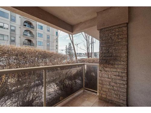 110-114 15 Avenue Sw, Calgary, AB - Outdoor