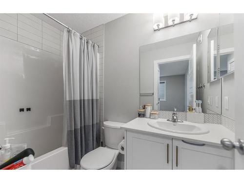 283 Wolf Creek Way Se, Calgary, AB - Indoor Photo Showing Bathroom