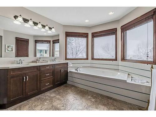 89 Hawkside Road Nw, Calgary, AB - Indoor Photo Showing Bathroom