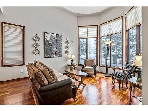 89 Hawkside Road Nw, Calgary, AB - Indoor Photo Showing Living Room