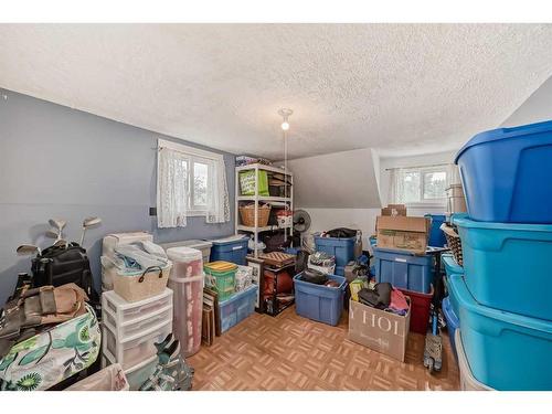 134 2 Street West, Cremona, AB - Indoor Photo Showing Other Room