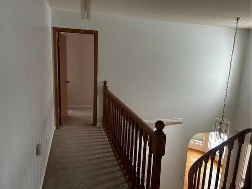 296 Edgebank Circle Nw, Calgary, AB - Indoor Photo Showing Other Room