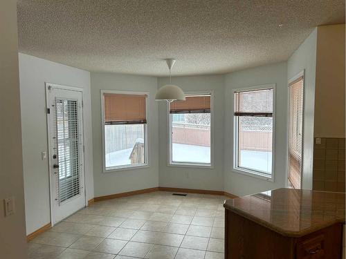 296 Edgebank Circle Nw, Calgary, AB - Indoor Photo Showing Other Room