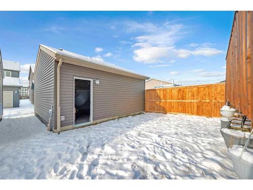 217 Walcrest Way Se, Calgary, AB - Outdoor