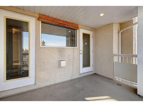 301-4507 45 Street Sw, Calgary, AB - Outdoor With Exterior