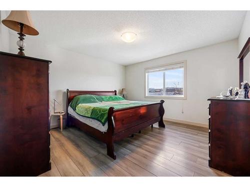 44 Sage Hill Point Nw, Calgary, AB - Indoor Photo Showing Bedroom