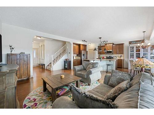 44 Sage Hill Point Nw, Calgary, AB - Indoor Photo Showing Living Room