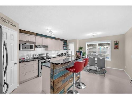 46 Copperfield Terrace Se, Calgary, AB - Indoor Photo Showing Kitchen