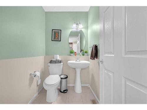 46 Copperfield Terrace Se, Calgary, AB - Indoor Photo Showing Bathroom