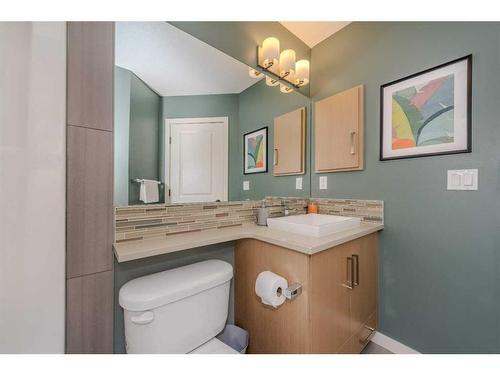 373 Walden Drive Se, Calgary, AB - Indoor Photo Showing Bathroom