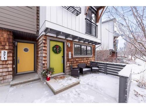 373 Walden Drive Se, Calgary, AB - Outdoor