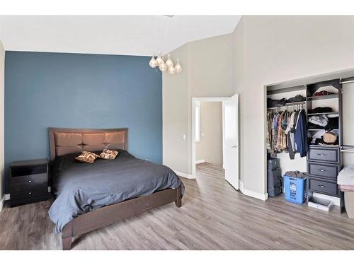 4-1918 32 Street Sw, Calgary, AB - Indoor Photo Showing Bedroom