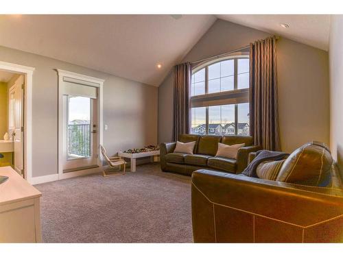 117 Aspenmere Bay, Chestermere, AB - Indoor Photo Showing Living Room