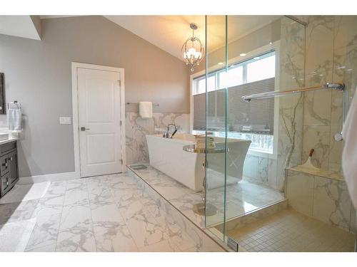 117 Aspenmere Bay, Chestermere, AB - Indoor Photo Showing Bathroom