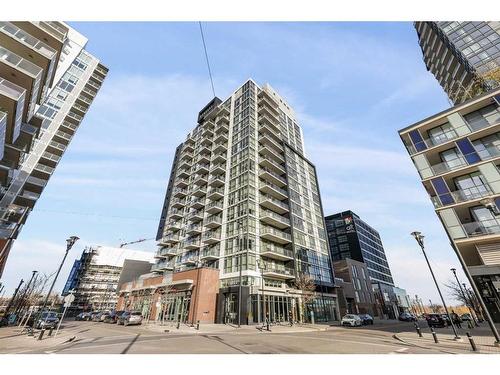 509-550 Riverfront Avenue Se, Calgary, AB - Outdoor With Balcony With Facade