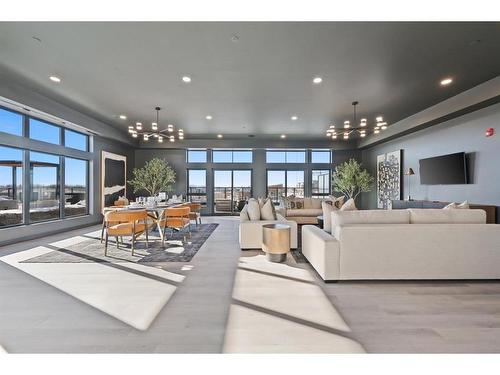 210-835 78 Street Sw, Calgary, AB - Indoor Photo Showing Living Room