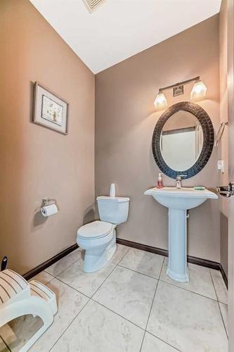 473 Marina Drive, Chestermere, AB - Indoor Photo Showing Bathroom