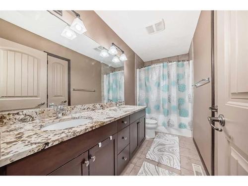 473 Marina Drive, Chestermere, AB - Indoor Photo Showing Bathroom