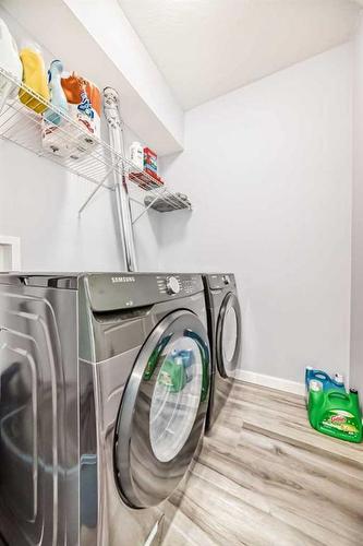 473 Marina Drive, Chestermere, AB - Indoor Photo Showing Laundry Room