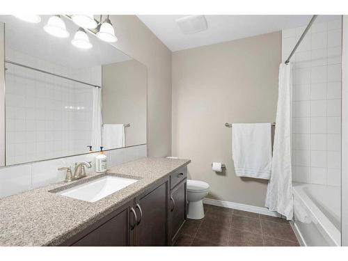 332 Whitecap Way, Chestermere, AB - Indoor Photo Showing Bathroom