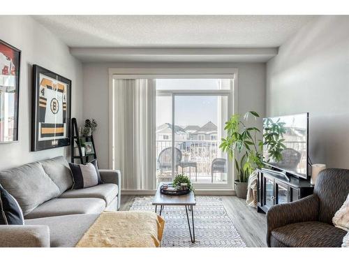 3312-522 Cranford Drive Se, Calgary, AB - Indoor Photo Showing Living Room