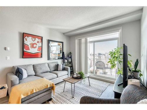 3312-522 Cranford Drive Se, Calgary, AB - Indoor Photo Showing Living Room