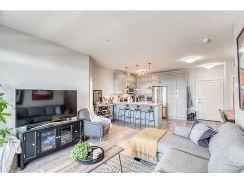 3312-522 Cranford Drive Se, Calgary, AB - Indoor Photo Showing Living Room