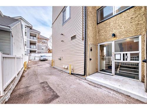 41-2414 14A Street Sw, Calgary, AB - Outdoor With Exterior