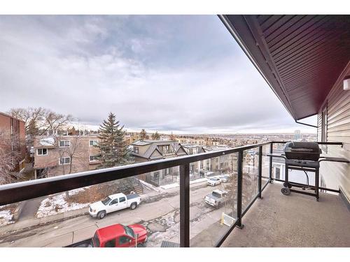 41-2414 14A Street Sw, Calgary, AB - Outdoor With View With Exterior