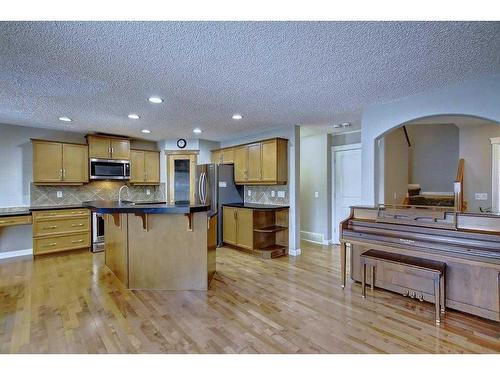 92 Covehaven Terrace Ne, Calgary, AB - Indoor Photo Showing Kitchen