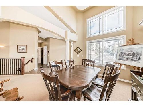 429 Rocky Vista Gardens Nw, Calgary, AB - Indoor Photo Showing Dining Room