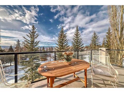 429 Rocky Vista Gardens Nw, Calgary, AB - Outdoor With View