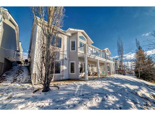 429 Rocky Vista Gardens Nw, Calgary, AB - Outdoor