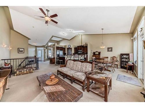 429 Rocky Vista Gardens Nw, Calgary, AB - Indoor Photo Showing Living Room