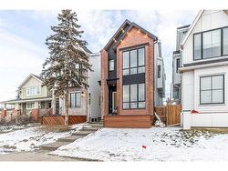 2034 Broadview Road NW Calgary, AB T2N 3H8