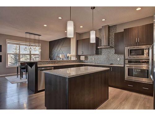 95 Evansridge Crescent Nw, Calgary, AB - Indoor Photo Showing Kitchen With Upgraded Kitchen