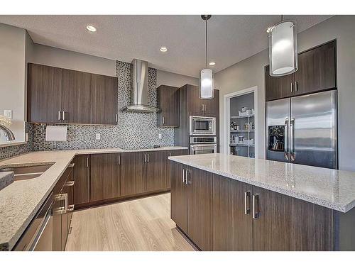 95 Evansridge Crescent Nw, Calgary, AB - Indoor Photo Showing Kitchen With Stainless Steel Kitchen With Upgraded Kitchen