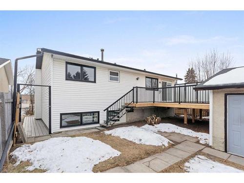 895 Pinecliff Drive Ne, Calgary, AB - Outdoor With Exterior