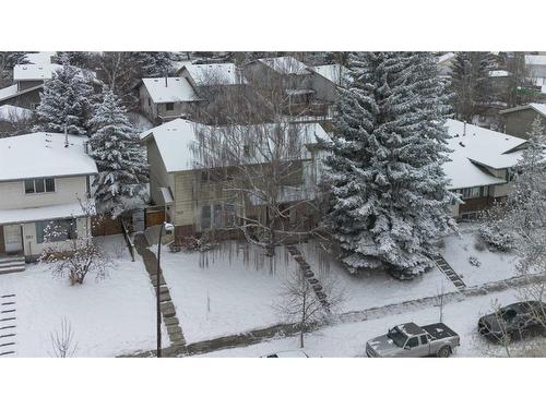 555 Woodpark Boulevard Sw, Calgary, AB - Outdoor